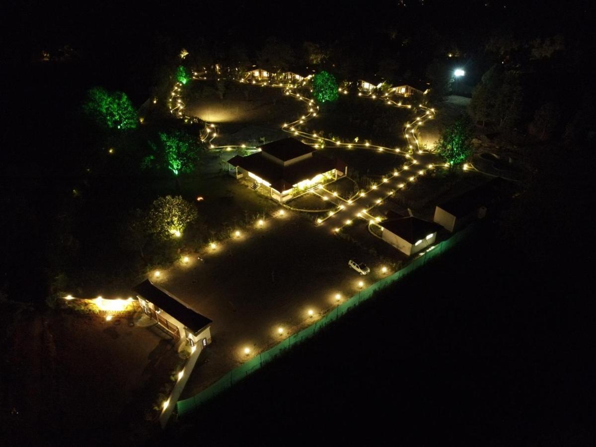 The Infinity Pench Resort Khawāsa 外观 照片